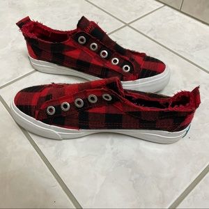 Lumberjack black and red slip on shoes